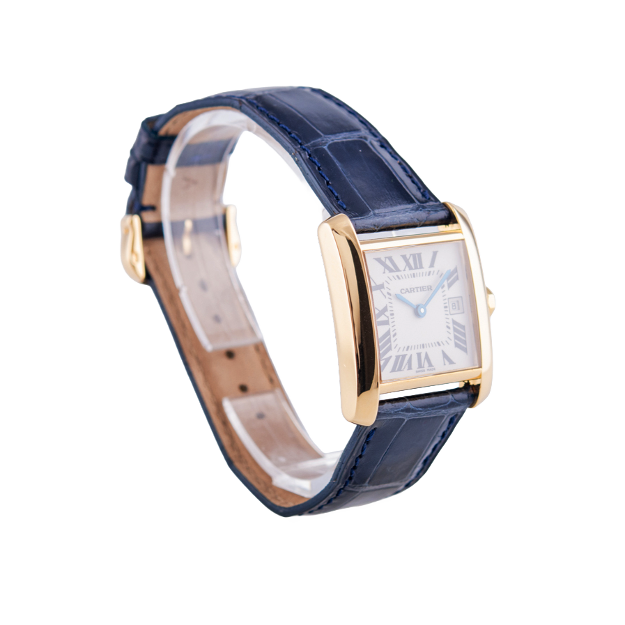 Cartier Tank Francaise Damenuhr
in 750 Gelbgold mit Quarzwerk.
Zifferblatt weiß-römisch.