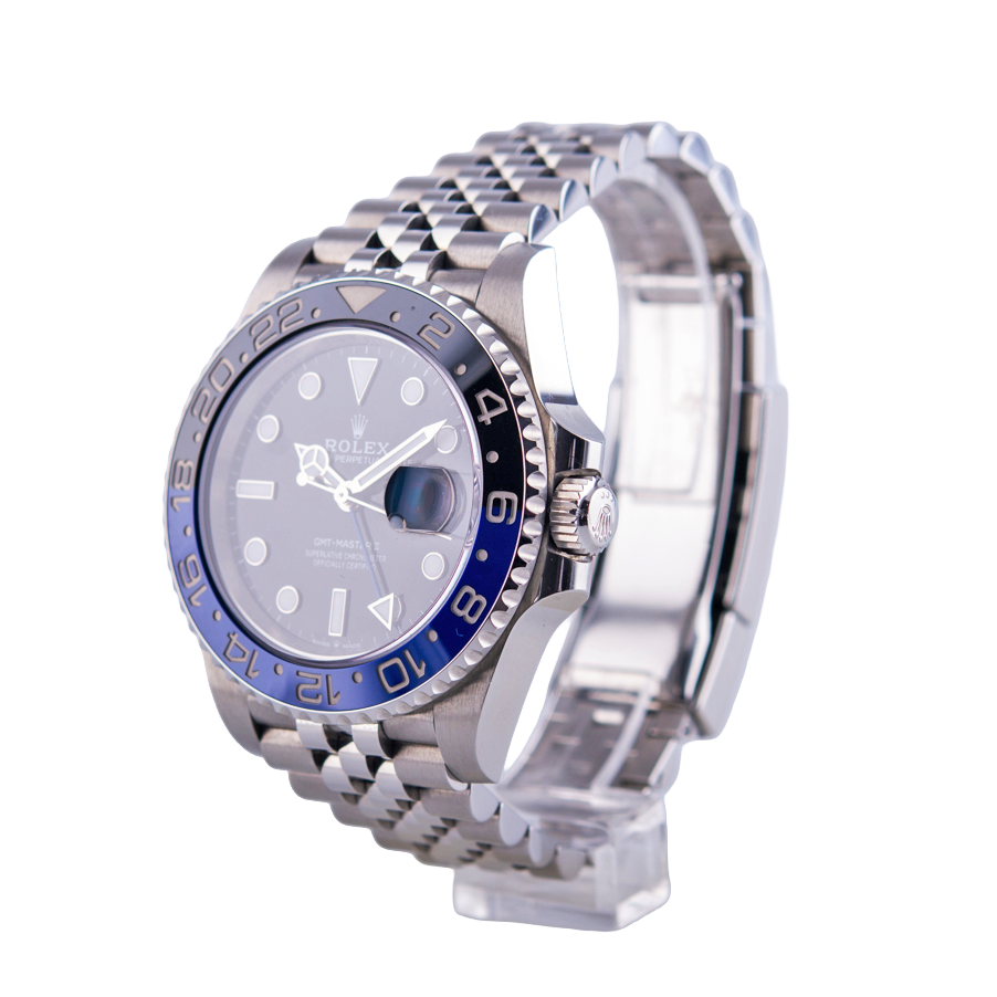 Rolex Oyster Perpetual GMT-Master 2 "Batman" Armbanduhr
in Edelstahl mit Automatikwerk.
Keramik Lünette blau-schwarz.