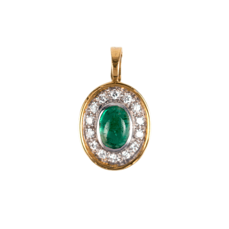 Anhänger an Klappöse in 750 Gelbgold, mit einem Smaragd-Cabochon und 14 Diamanten