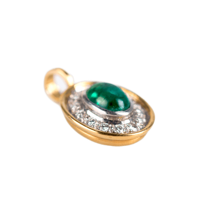 Anhänger an Klappöse in 750 Gelbgold, mit einem Smaragd-Cabochon und 14 Diamanten
