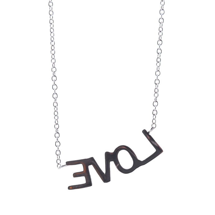 COLLIER LOVE
