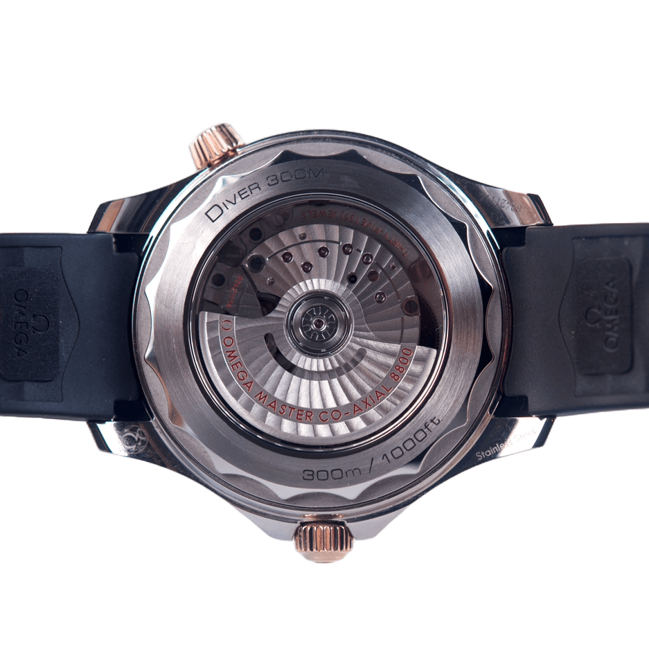 Omega Seamaster Diver 300m Co-Axial Master Chronometer Armbanduhr in Edelstahl und Gold mit Automatikwerk