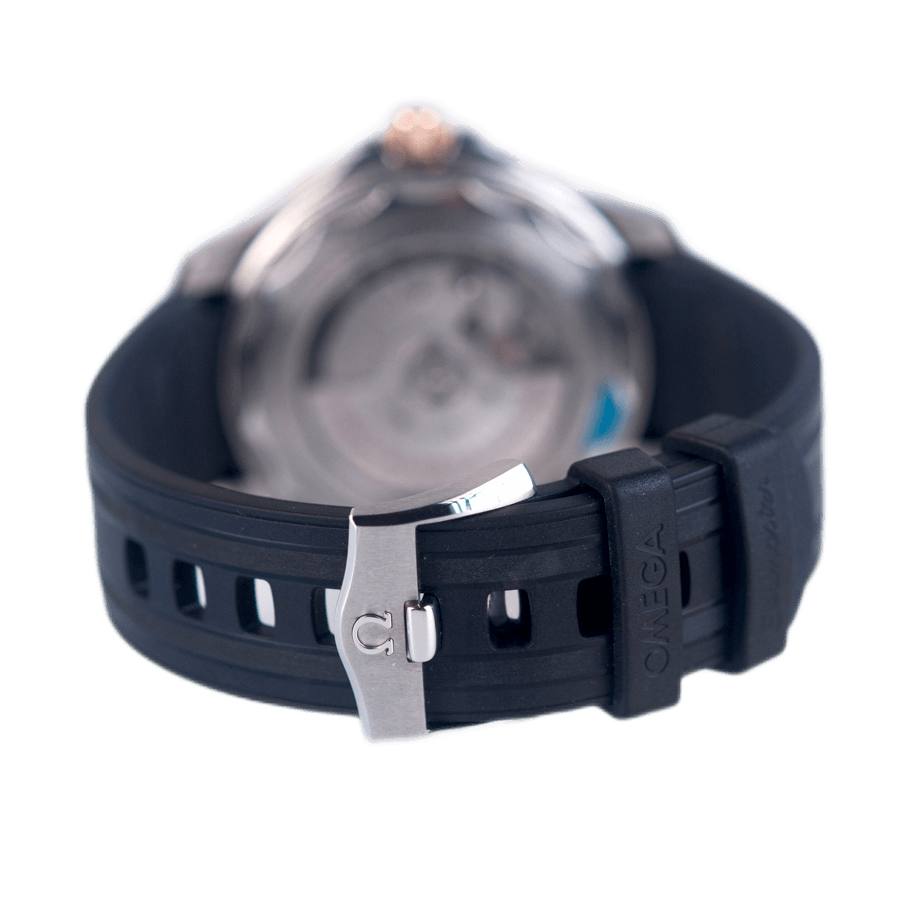 Omega Seamaster Diver 300m Co-Axial Master Chronometer Armbanduhr in Edelstahl und Gold mit Automatikwerk