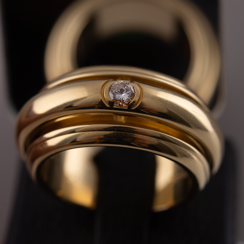 POSSESSION RING