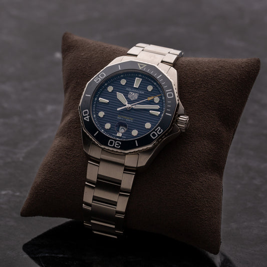 AQUARACER 300M