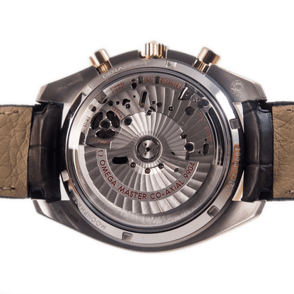 Omega Speedmaster Mondphase Co-Axial Master Chronometer Chronograph