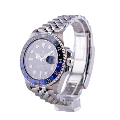 Rolex Oyster Perpetual GMT-Master 2 "Batman" Armbanduhr
in Edelstahl mit Automatikwerk.
Keramik Lünette blau-schwarz.