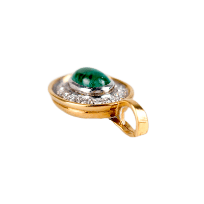 Anhänger an Klappöse in 750 Gelbgold, mit einem Smaragd-Cabochon und 14 Diamanten 