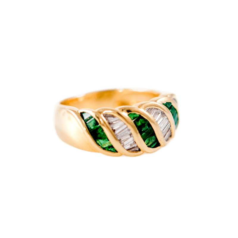 Ring in 750 Gelbgold mit 23 Diamant-Trapezen und 15 Smaragden